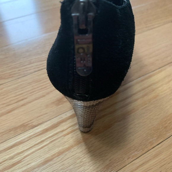 Sz 7.5 Ann Taylor Loft wedge boots. - Picture 3 of 4